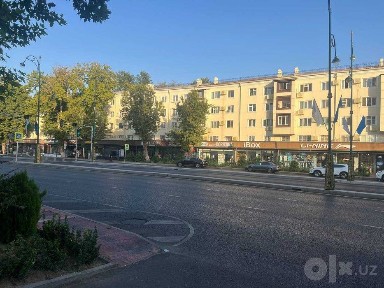 Центр города гостиница Россия, метро Ойбек. Своя, без посредников
