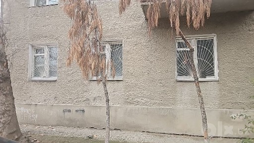 Срочно продается 2/1/5 в Мирабадском районе на Болгарке 40м2 под офис