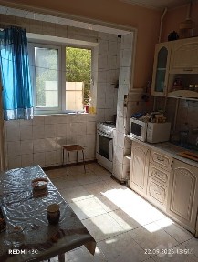 Продается 4/2/4 квартира