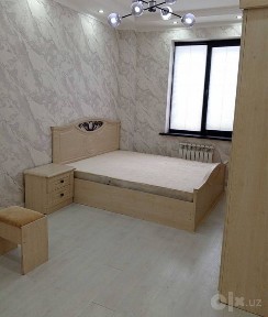 только девчонкам срочно по 199 у. е