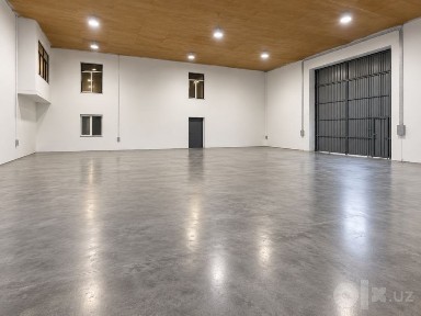 Ishlab chiqarish va omborxona ijaraga beriladi - 218 m²