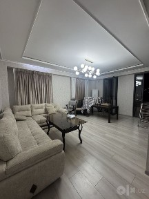 Новостройка 4 комнат City Life Piramit Tower #ZOR