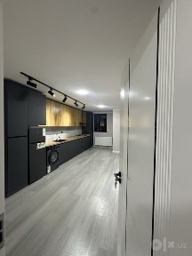 Kvartira sotila di hovlili