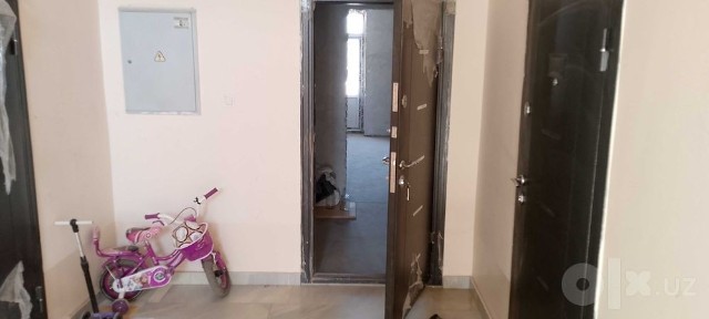 Урганч Шахри Ёшлик кучада коробка холдаги 2 хонали Квартира сотилади