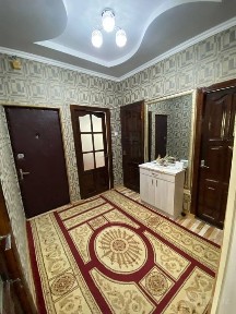 Куйлюк массив 2. 4 комнатная 3 этаж 4 этажный дом 79 квадратура