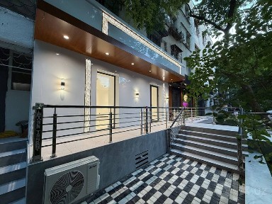 90 м2| Айбек|Angle's food|Шоурум|Офис|Бутик|Магазин|Турфирма и т. д.