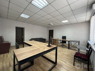 Сдаётся офис в аренду - 32 кв. м | Ofis ijaraga beriladi 32 kv.m