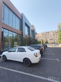 Сдается в аренду отдельно стоящее здание.