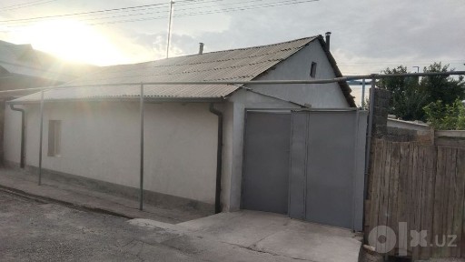 Уй сотилади ховли