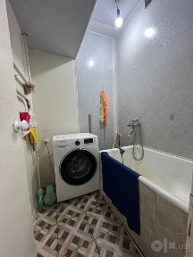 Srochna 2 ta qiz olinadi honalari yaxw kelib kurasiz