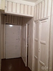 Продам спутник5 2ком 1этаж 2этажки дом деревянный среднее состояние