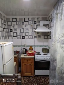 Продам в идеальном состояние спутник9 2ком 1этаж 2этажки с огородом