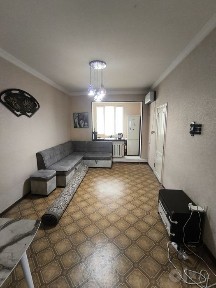 Продаю квартиру 2комнат чилозар 9квартал 4этаж ЗЕРКАЛКА