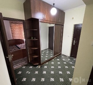 Студентам ! Юнусабад 19 квартал 2в3 комнатная