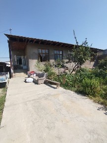 Продаю дом участок 10 соток 4 комнаты