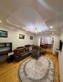 Квартира продаётся Чиланзар 4 квартал 2/1/4 балкон 2*6 Метро Мирзо Улу
