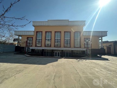 Без маклер банкетный зал ШАРК в городе бекабад