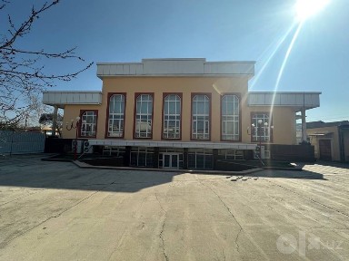 Без маклер банкетный зал ШАРК в городе бекабад