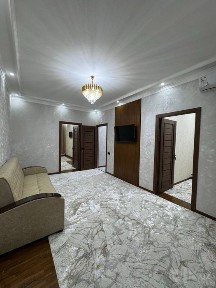 Феруза Продается квартира 2/2/4 балкон 1.5х3 Мебелью и Техникой