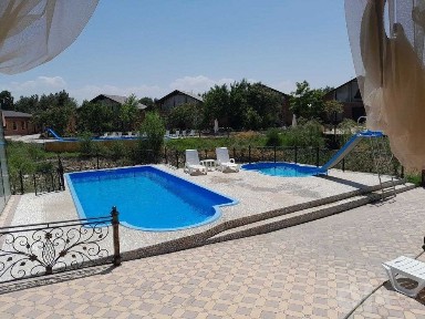 Продается зона отдыха в Чирчике (А7)