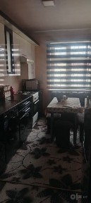 Срочно 3 хонали квартира сотилади!