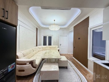 Продается 3 ком. Квартира площадью 55 кв. м. Рядом с Аэропортом
