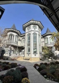 Мирабад в центре Ташкента продаётся Дом