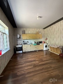 Uy sotiladi 6 xona 2 ta sanuzel