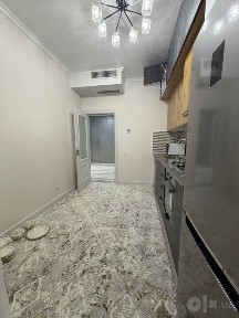 Yakkasaroy tumani 3 xonali kvartira 2 ta s/u 2 ta balkon yangi remont