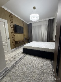 Yakkasaroy tumani 3 xonali kvartira 2 ta s/u 2 ta balkon yangi remont
