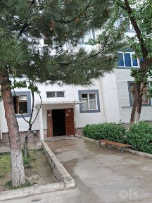 Jizzax mikrarayon 3 1 da 1xona kvartira ijaraga beriladii