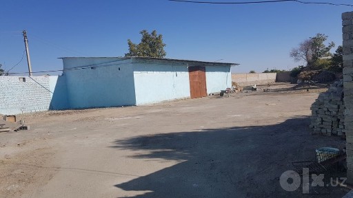 M-37 ёкасида 30 сотих ер майдонга ега магазин склад офис сотилади.