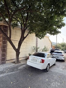 Sotiladi Mirzo Ulug‘bek tumani 9-May ko‘chasi 5A 2.1 sotix Yo‘l yuzida