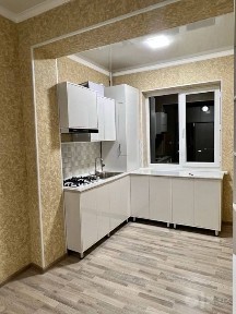 Срочно продам квартиру в новостройке 1/4/5 метро Бий