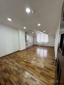 Сдаётся Нежилое Помещение - 120 кв. м.