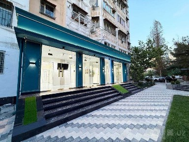 Сдам 130 м² на 1 линии, м. Дружба | 1 этаж, 5 комнат, Паркинг