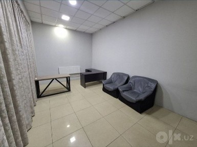 Чиланзар-Ц Квартал Сдаётся офис 23м2.250 у. е