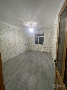 Срочно 4 хонали квартира сотилади