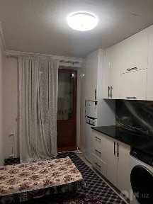 Vakzaldan 2 xonali uy talaba qizlar uchun
