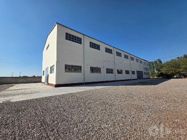 Бектемирский действующая база 1 Га строения 2100 м² все коммуникации