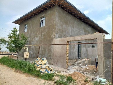 Uy sotiladi karopka fozilifda moljal mexnat vinazavodan otganda
