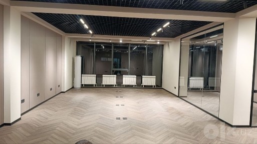 Аренда офиса 92м2 в бизнес центре. Ориентир мост Аэропорт