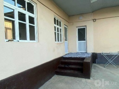 Arenda uchastka 3.5 sotix 6 xona Maklersiz