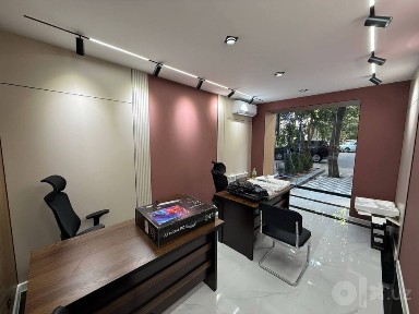 Саломатина, нежилое 90м2, с арендатором 4 комнат