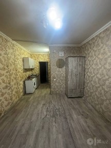 Продам 1-комнатную квартиру! Бывшее общежитие! Сергели-Спутник-4
