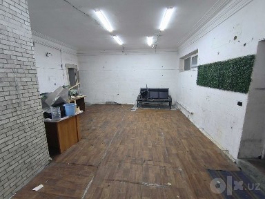 Ijara ofis, ombor, dokon uchun 130 m2 Furqat bog'i oldida joylashgan