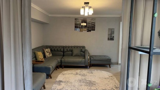 Продается 2в3 ком квартира, щ: ул. Шота Руставели кафе Бон, 60м²