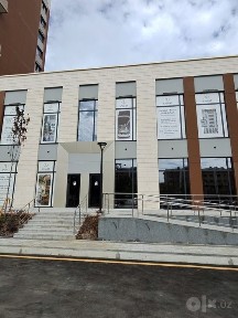 Аренда коммерции отдельно стоящее зжание, первая линия, паркинг