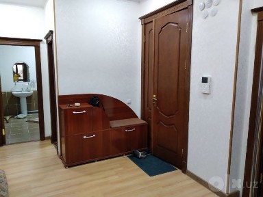 Продаётся просторная 3-комнатная квартира | 110 м² | ул. навои