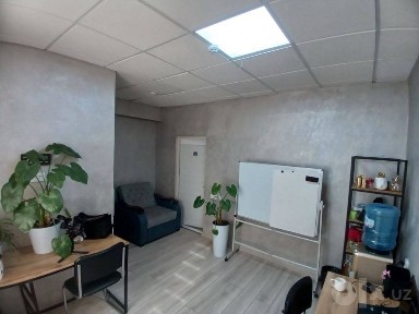 Аренда под офис 18кв. м С Мебелью мечеть Бодомзор 360у. е